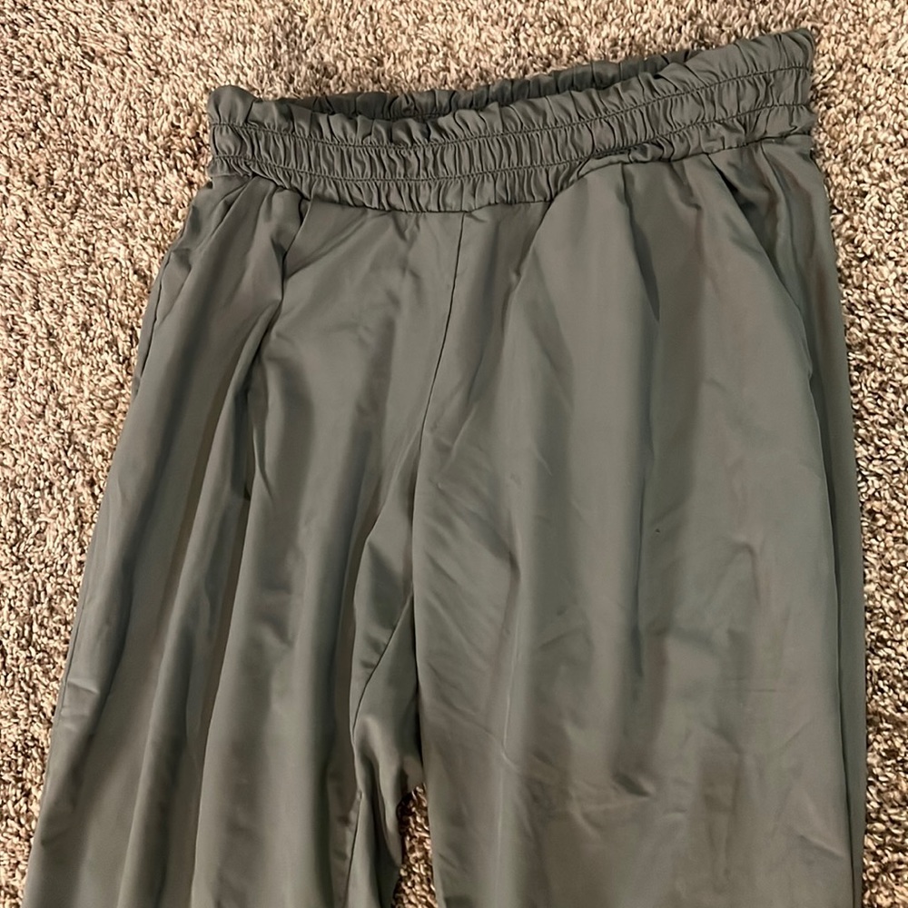 Lightweight Athleta Joggers